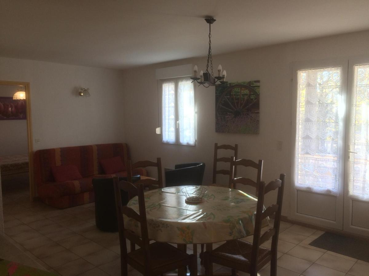 Les Sentiers Du Causse Hotell Lentillac du Causse Exteriör bild